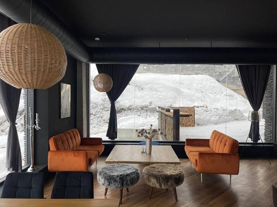 Gudauri Ski Resort Aparthotel מראה חיצוני תמונה